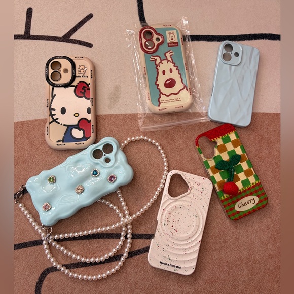 iPhone 16 cases bundle - Picture 1 of 5